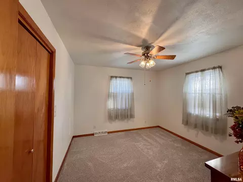 Bedroom - 1218 Rebecca Ln, Macomb, IL 61455 photo 1 of 2