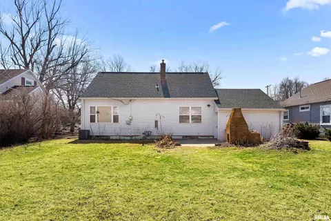 Exterior - 505 E Harrison St, Morton, IL 61550 photo 3 of 4