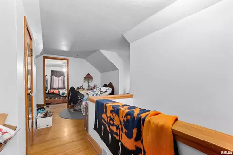 Entry Way - 505 E Harrison St, Morton, IL 61550 photo 1 of 1