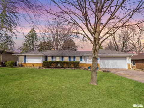 209 W Northland Ave, Peoria, IL 61614