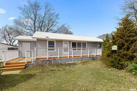 20842 N County Road 3300 E Rd, Manito, IL 61546