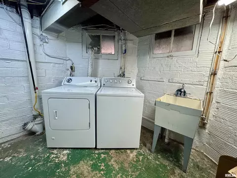Other - 405 S Edwards St, Macomb, IL 61455 photo 11 of 13