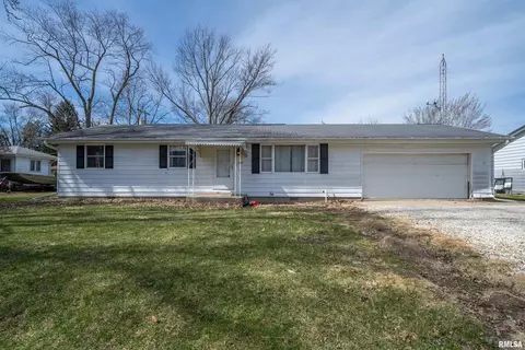 407 N Walter St, Yates City, IL 61572