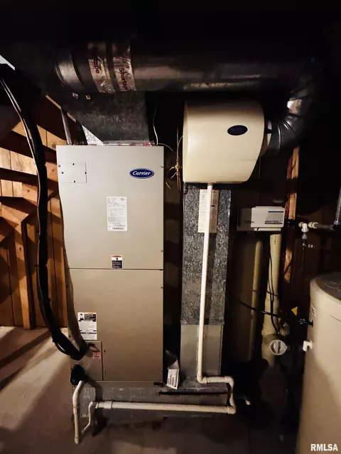 105 Arlington Dr, Macomb, IL 61455 photo 18