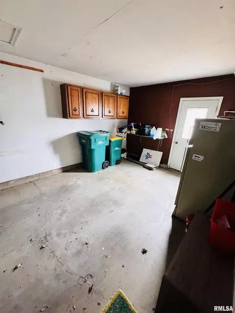 105 Arlington Dr, Macomb, IL 61455 photo 22