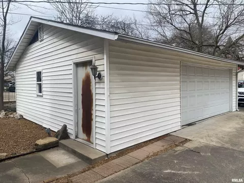 418 E Jackson St, Macomb, IL 61455 photo 29