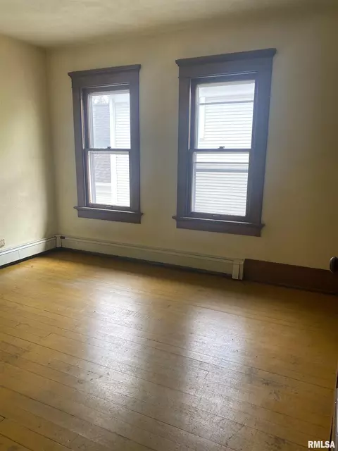 418 E Jackson St, Macomb, IL 61455 photo 22