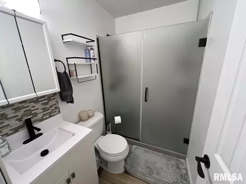 Bath - 124 Harmony Ln, Macomb, IL 61455 photo 2 of 2