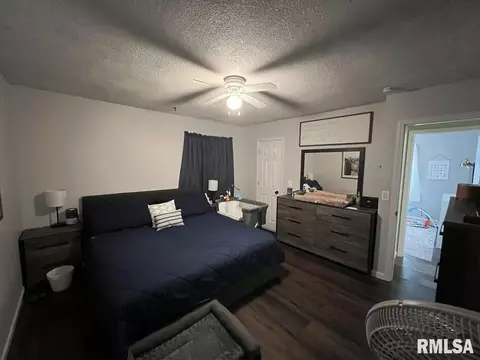 Bedroom - 124 Harmony Ln, Macomb, IL 61455 photo 1 of 5