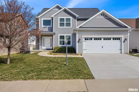 2825 W School St, Dunlap, IL 61525