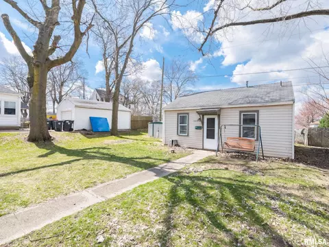 1509 S Capitol St, Pekin, IL 61554