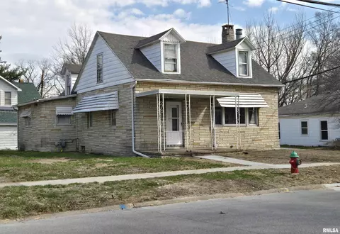600 W Calhoun St, Macomb, IL 61455 photo 1