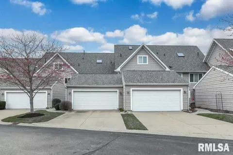 208 Harbor Pointe Dr, East Peoria, IL 61611