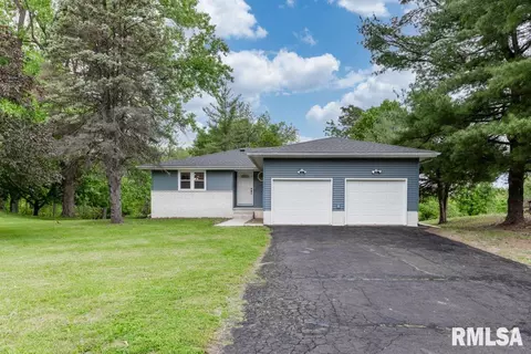 4305 W Redbud Dr, Peoria, IL 61604