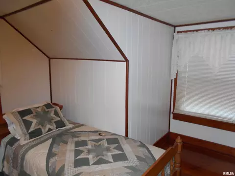Bedroom - 401 E Wood St, Avon, IL 61415 photo 1 of 3