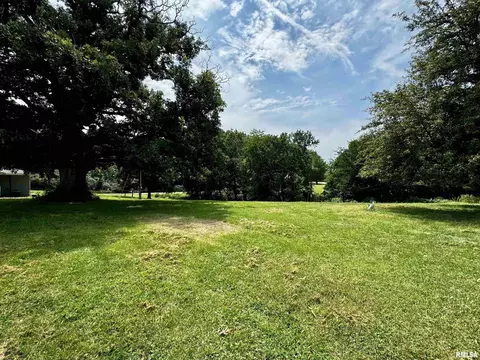 1600 Cherokee Rd, Macomb, IL 61455 photo 23