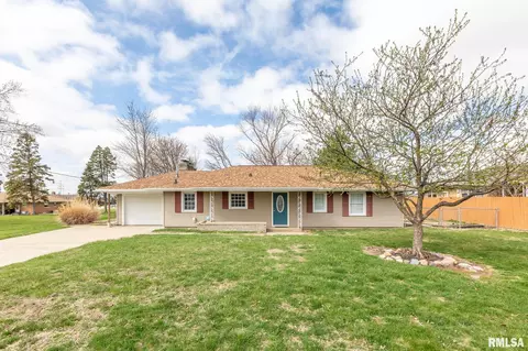 4419 N Pleasant Ridge Ct, Peoria, IL 61614