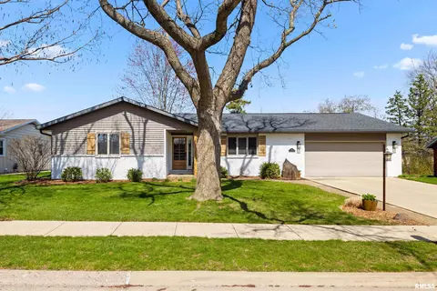 741 Fillmore St, Morton, IL 61550