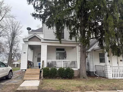 812 W Mcclure Ave, Peoria, IL 61604