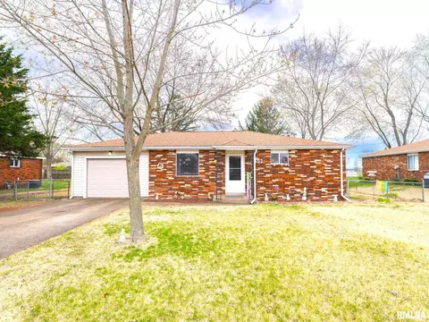 803 S Prairie Ln, Manito, IL 61546