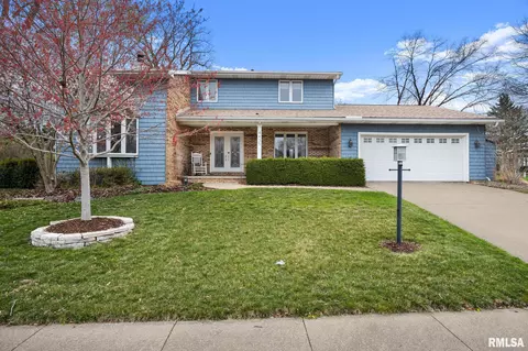 4435 W Bridalwood Dr, Peoria, IL 61615