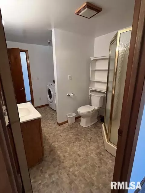 1021 Elm St, Macomb, IL 61455 photo 16