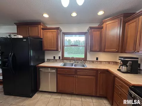 1295 China Rd, Macomb, IL 61455 photo 11