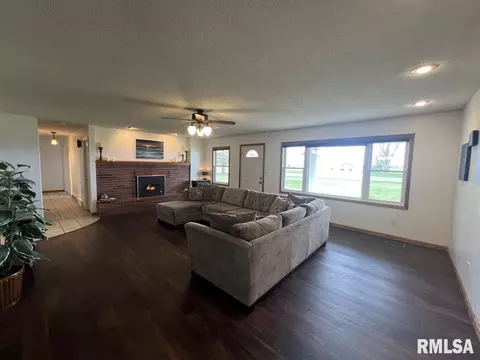 1295 China Rd, Macomb, IL 61455 photo 7