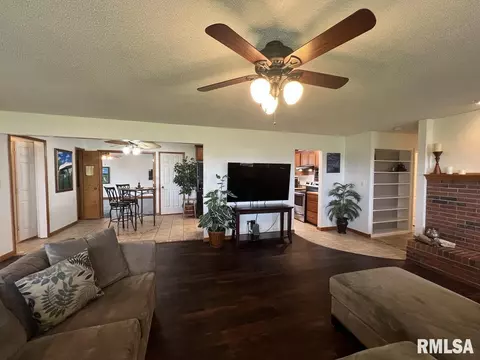 1295 China Rd, Macomb, IL 61455 photo 8