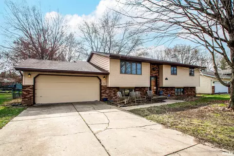 1444 Highview Rd, East Peoria, IL 61611