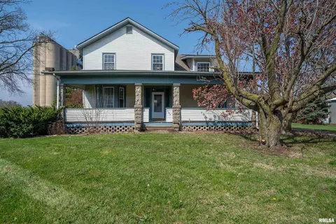 100 N Division St, Stanford, IL 61774