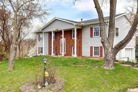409 Kerfoot St, East Peoria, IL 61611