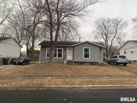 3921 W Verner St, Peoria, IL 61615