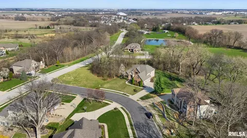 View/Area - 6410 W Stonebrook Dr, Edwards, IL 61528 photo 2 of 5