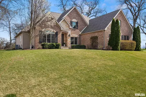 Exterior - 6410 W Stonebrook Dr, Edwards, IL 61528 photo 2 of 6