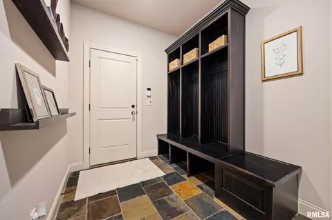 Entry Way - 6410 W Stonebrook Dr, Edwards, IL 61528 photo 4 of 4