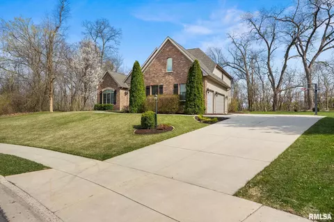 Exterior - 6410 W Stonebrook Dr, Edwards, IL 61528 photo 1 of 6