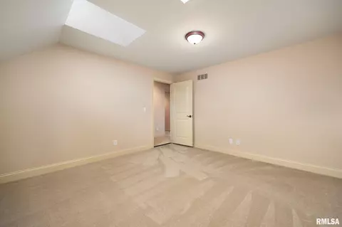 Bedroom - 6410 W Stonebrook Dr, Edwards, IL 61528 photo 11 of 13