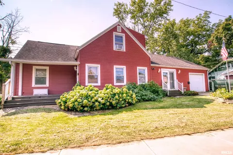 809 N Sterling Ave, West Peoria, IL 61604