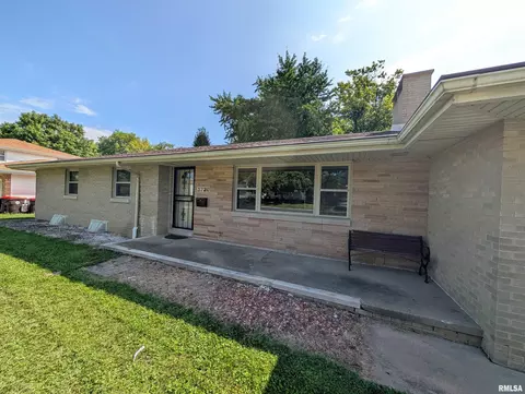 3720 Saint Michael Ave, Peoria, IL 61615