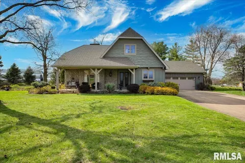 1339 W Mount Vernon St, Metamora, IL 61548