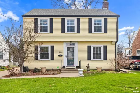 1006 E Seneca Pl, Peoria, IL 61603