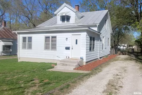 855 N Broadway St, Havana, IL 62644
