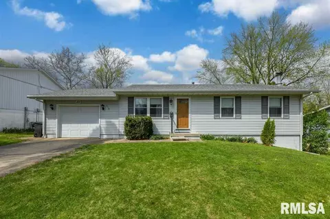 419 Joliet Rd, Marquette Heights, IL 61554