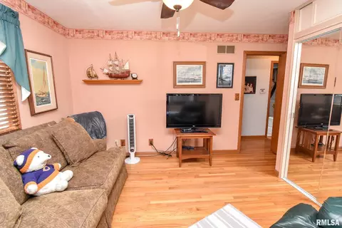 2265 Robin Rd, Washington, IL 61571 photo 23
