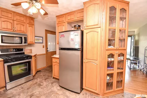 2265 Robin Rd, Washington, IL 61571 photo 11