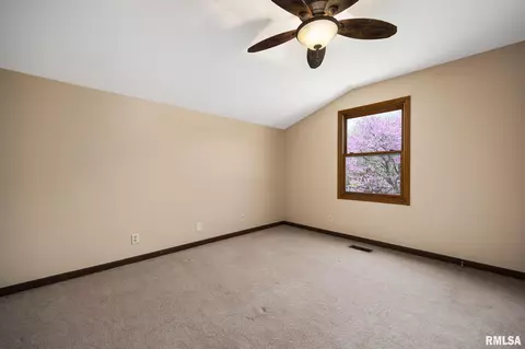 1066 E Jefferson St, Morton, IL 61550 photo 24