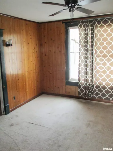 81 N 9th Ave, Canton, IL 61520 photo 21