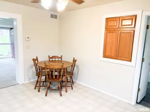 Dining - 509 W Court St, Eureka, IL 61530 photo 2 of 2