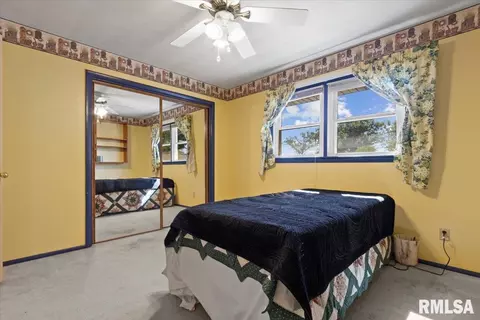 Bedroom - 10522 W Lancaster Rd, Mapleton, IL 61547 photo 3 of 9
